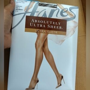 Brand New Women's Hanes Absolutely Ultra Sheer Pantyhose Size C